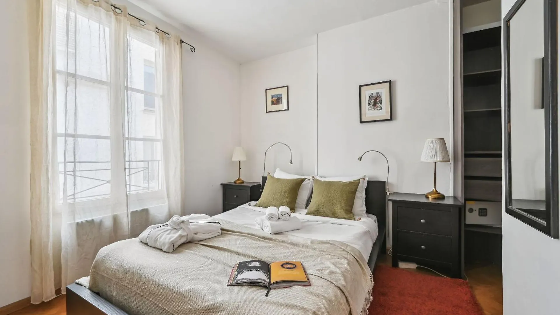 Bnbnova - Eiffel Tower & Hotel Des Invalides - 1Br Παρίσι