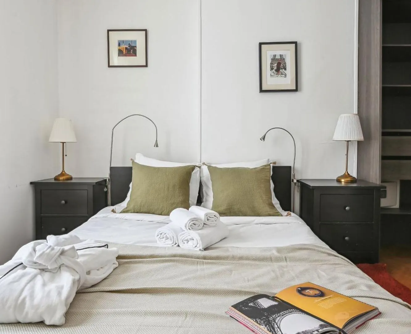 Bnbnova - Eiffel Tower & Hotel Des Invalides - 1Br Paris Apartment