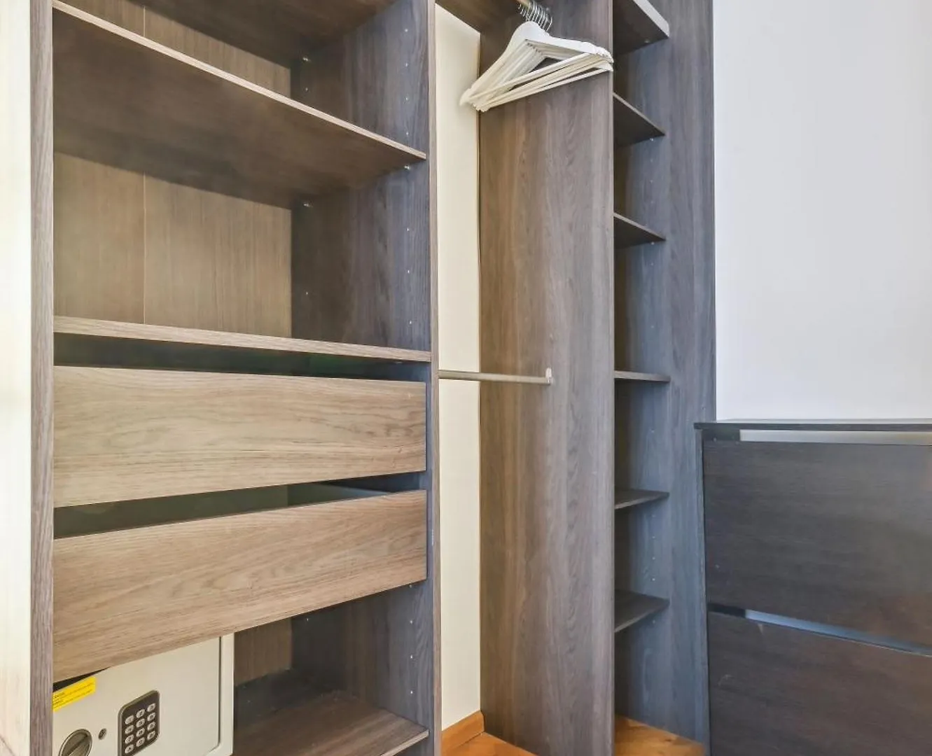 Apartment Bnbnova - Eiffel Tower & Hotel Des Invalides - 1Br Paris Frankreich
